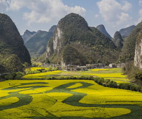 貴州省發(fā)展?jié)摿ψ畲蟮某鞘?六盤水,都勻誰會獲得最后的勝利呢